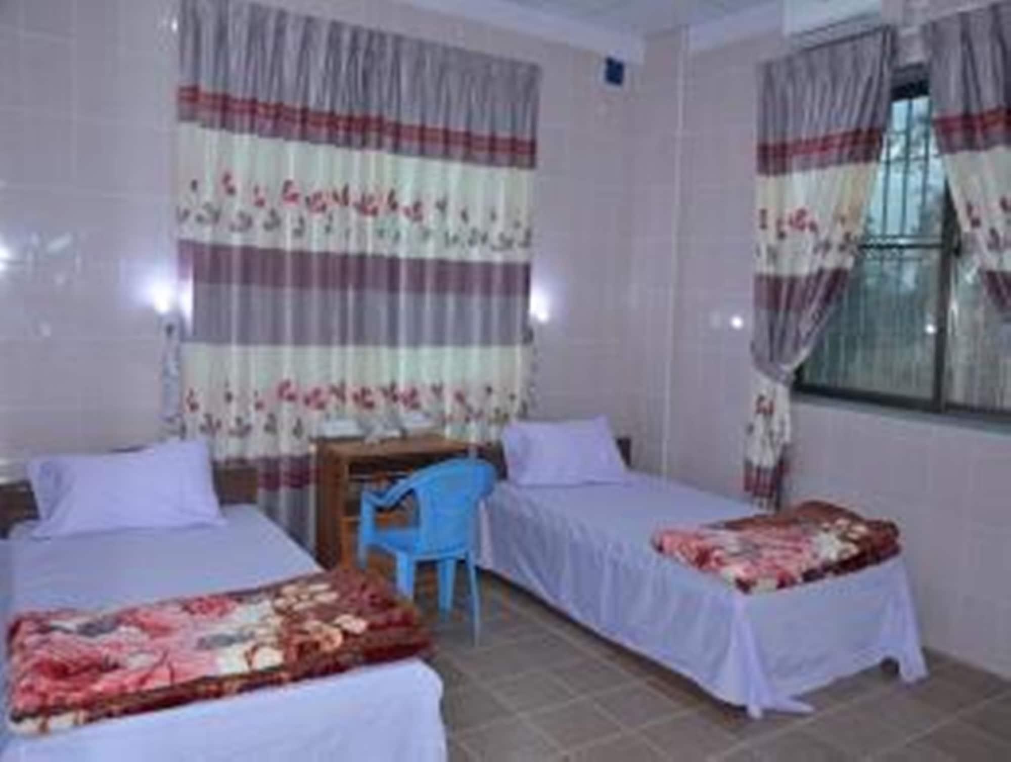 Red Dragon Hotel Hsipaw Eksteriør bilde