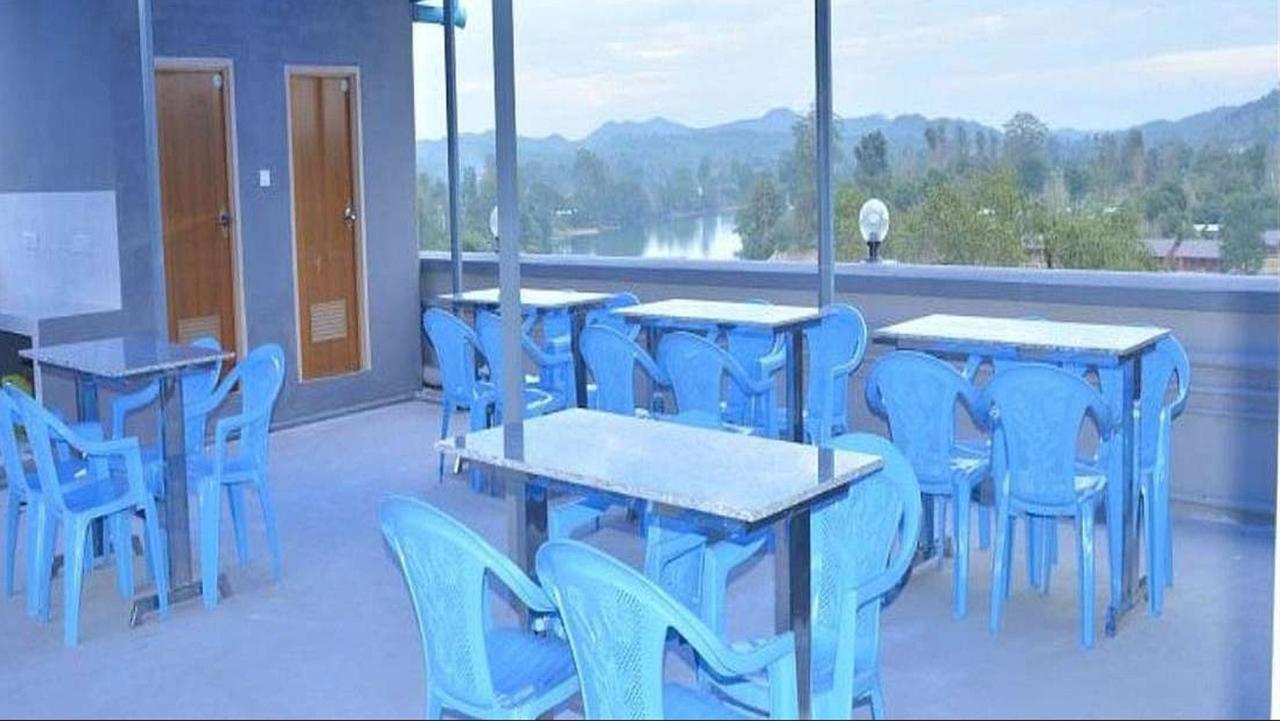 Red Dragon Hotel Hsipaw Eksteriør bilde