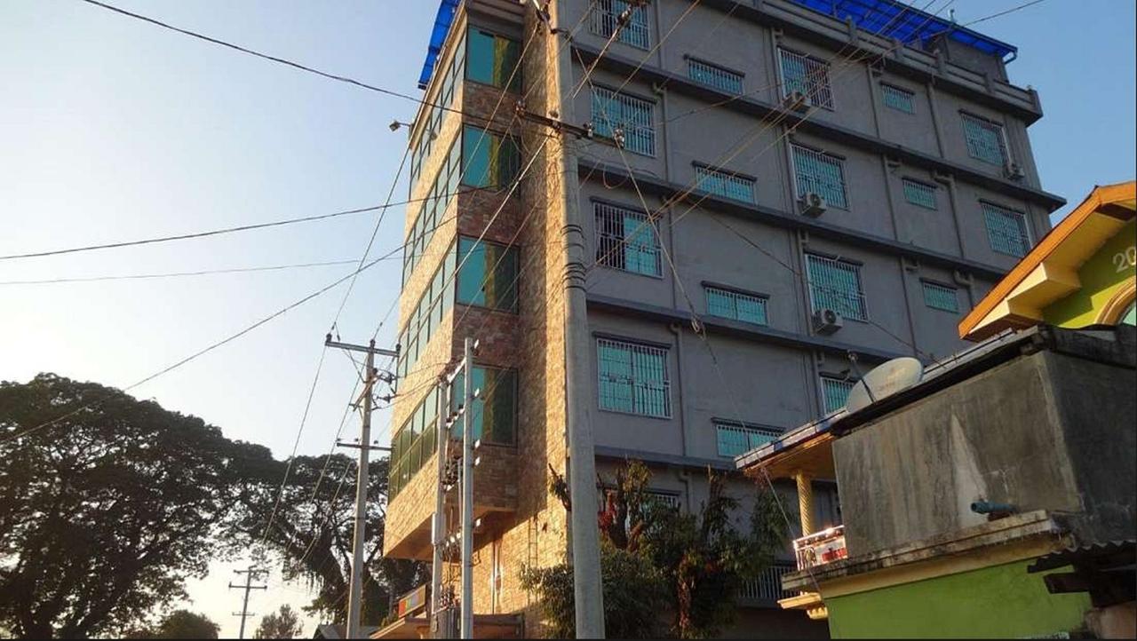 Red Dragon Hotel Hsipaw Eksteriør bilde