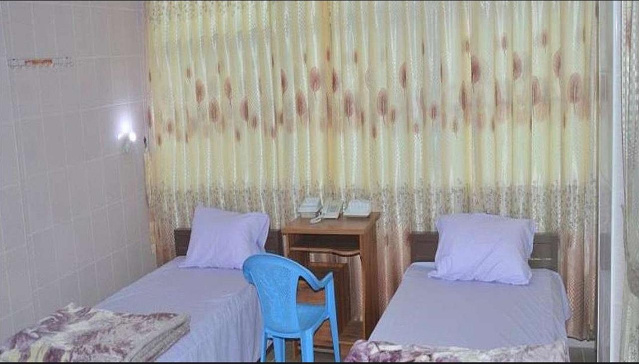 Red Dragon Hotel Hsipaw Eksteriør bilde