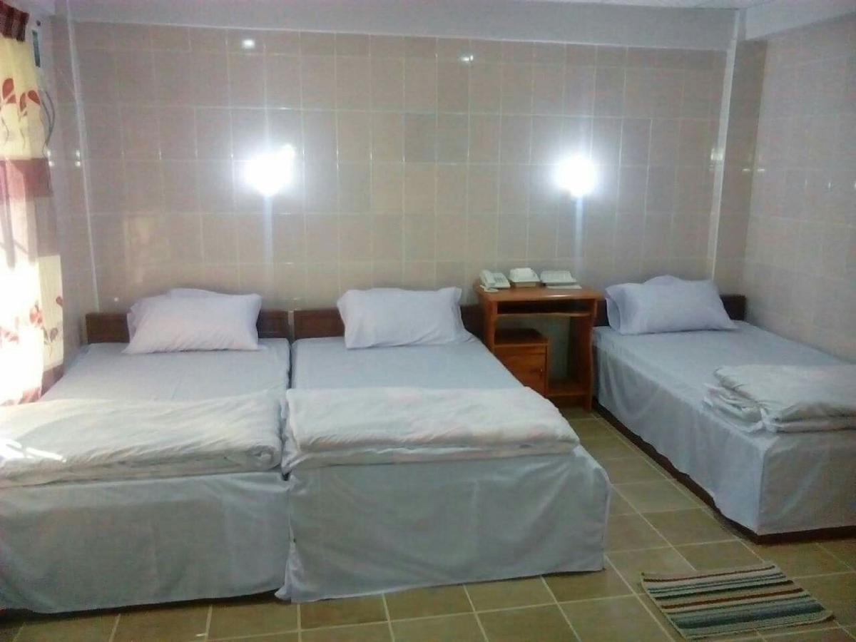 Red Dragon Hotel Hsipaw Eksteriør bilde