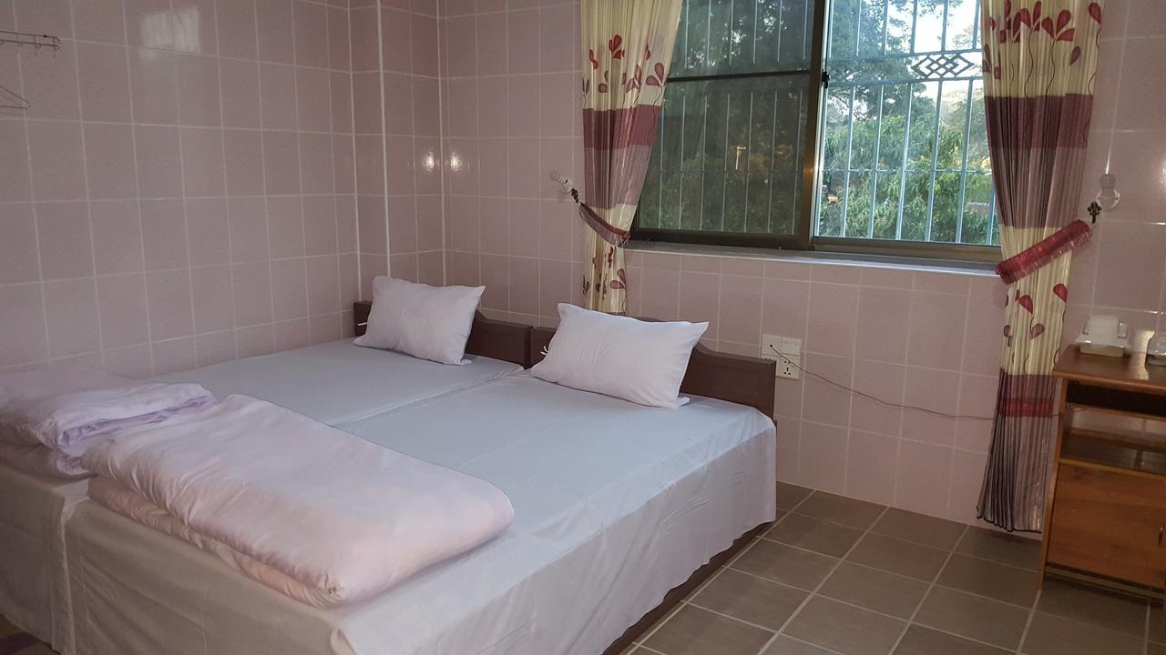 Red Dragon Hotel Hsipaw Eksteriør bilde